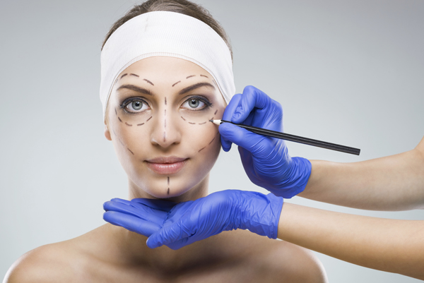 Cosmetic Surgery on the decline in 2016